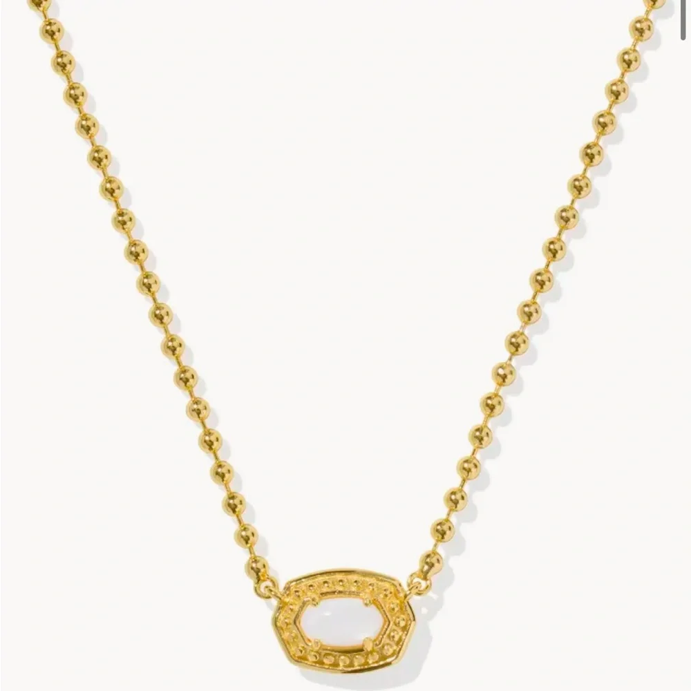 NWT Kendra Scott Emilie Gold Beaded Pendant Necklace in White Mother-of-Pearl - Picture 1 of 5